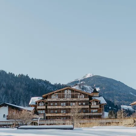 Hotel Naturresort Puradies 4*