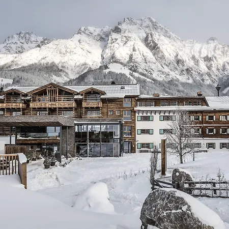 Naturresort Puradies فندق 4*