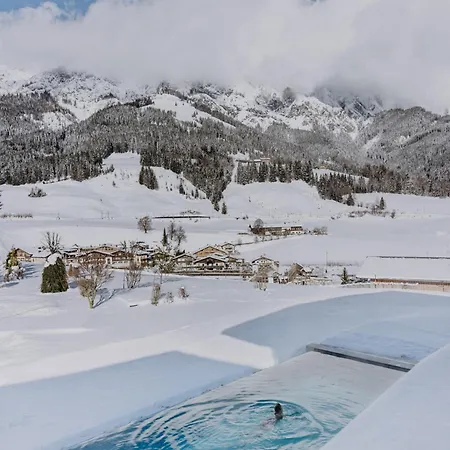 Naturresort Puradies فندق 4*