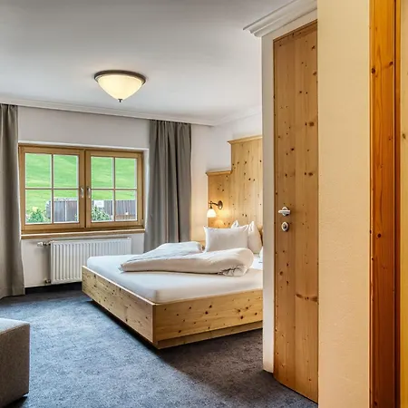 Naturresort Puradies 4* ليوغانغ